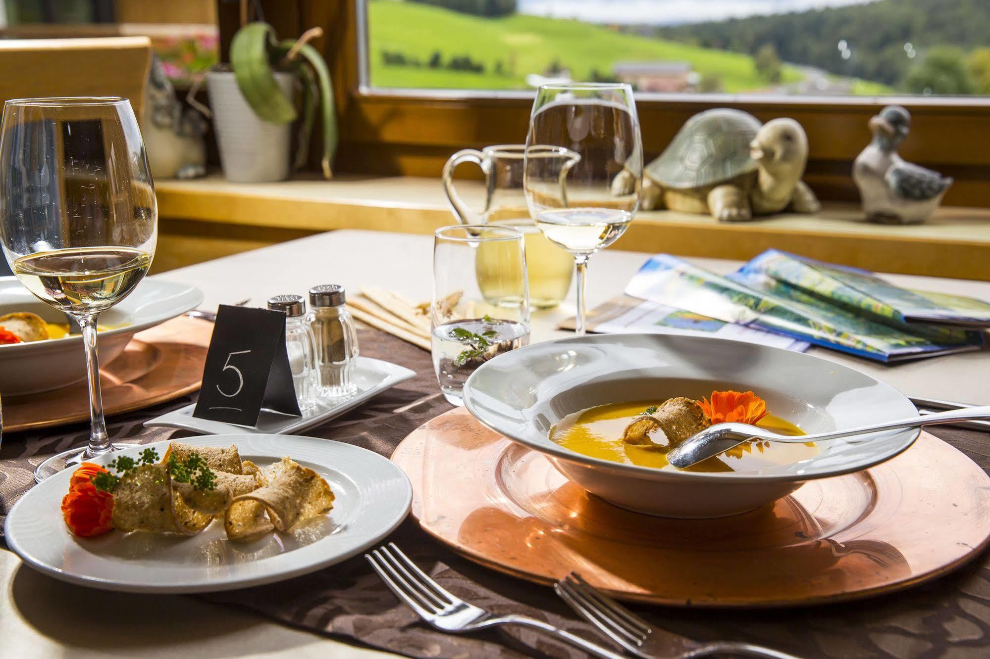 Hotel Dolomitenblick Terento Kültér fotó